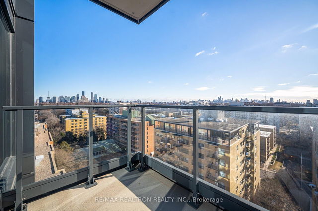 1110 - 2525 Bathurst Street