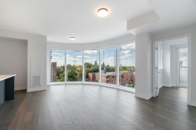 807 - 2525 Bathurst Street