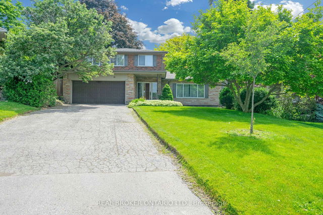 11 Caronport Crescent