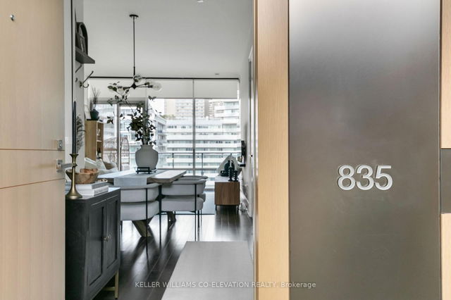 835 - 39 Queens Quay E