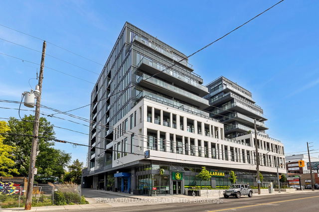 215 - 500 Dupont Street