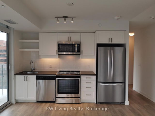804 - 50 Wellesley Street E