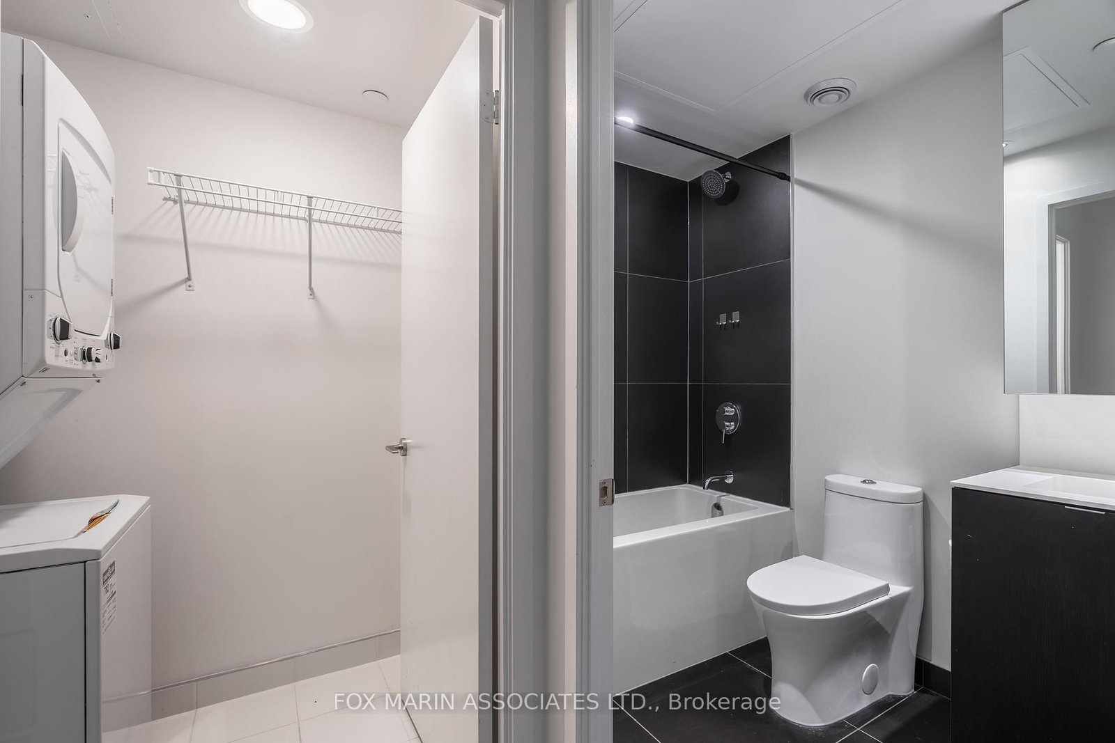 20 Edward Street, Unit 921 - Photo 12