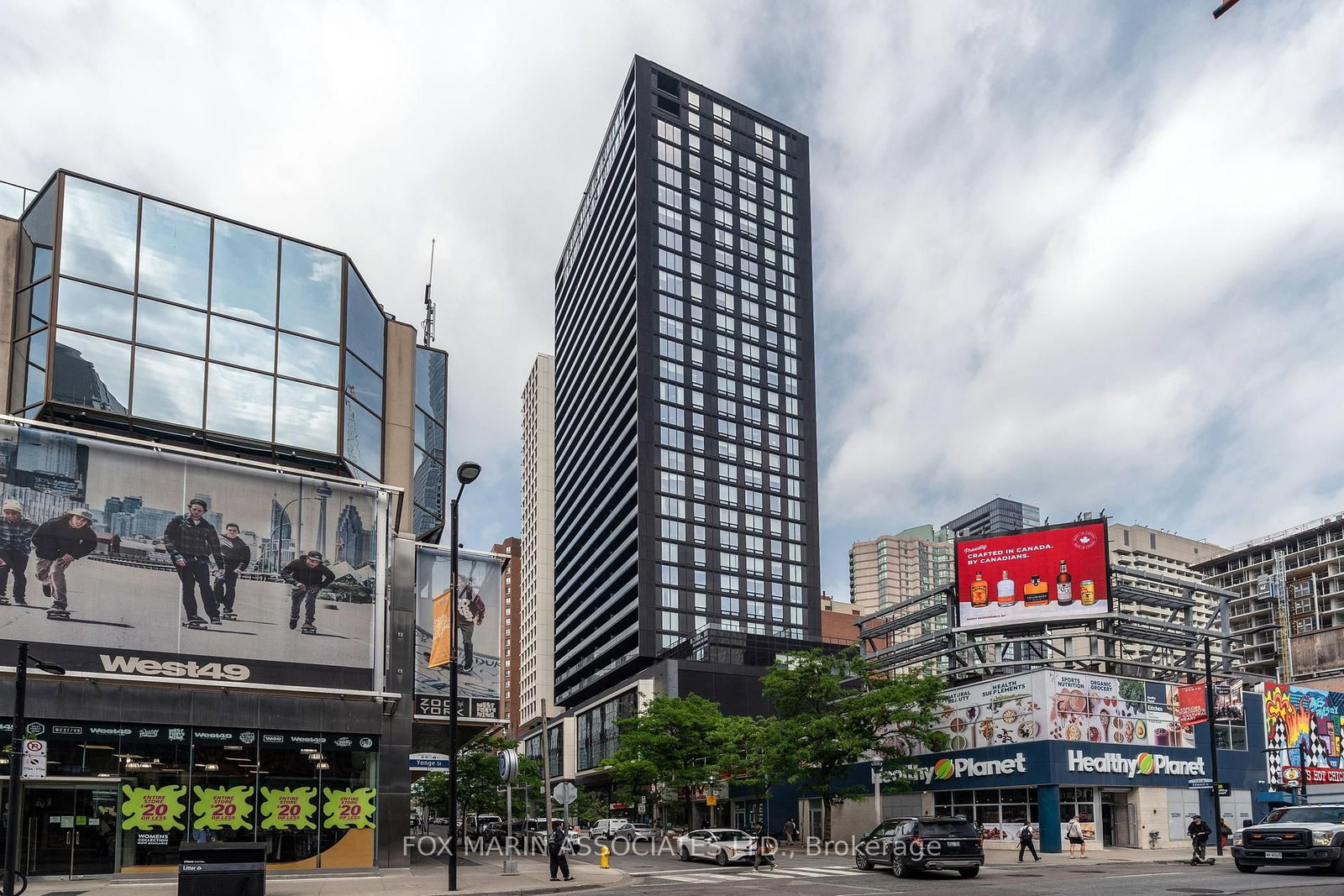 20 Edward Street, Unit 921 - Photo 14