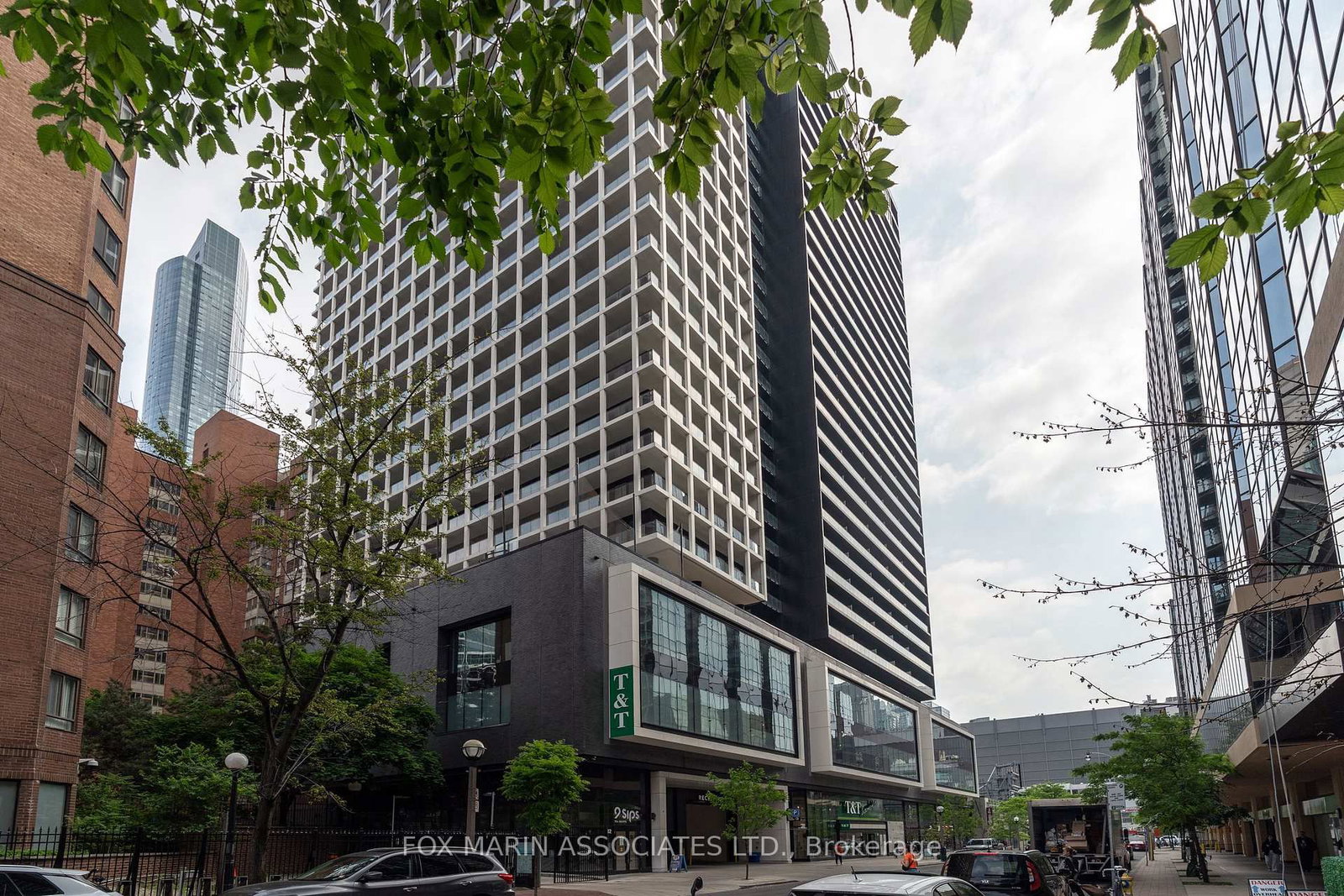 20 Edward Street, Unit 921 - Photo 16