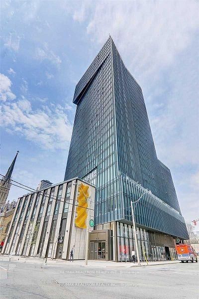 1602 - 60 Shuter Street