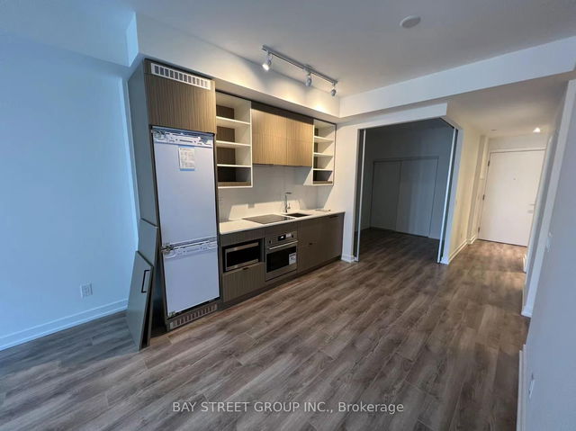 1109 - 20 Edward Street