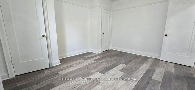 22 - 137 Eglinton Avenue W