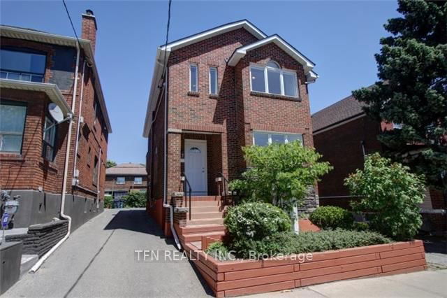 447 Oakwood Avenue