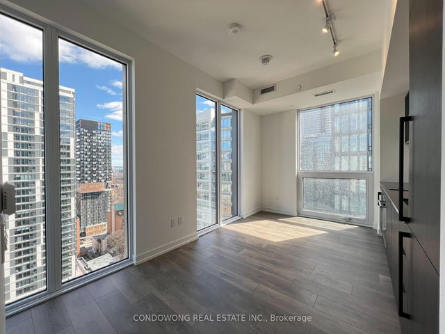 2503 - 82 Dalhousie Street