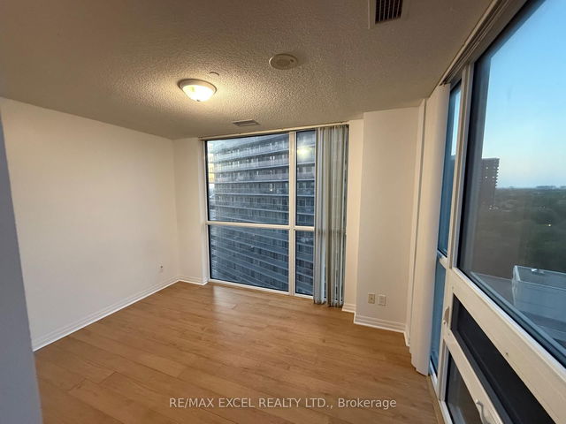 1104 - 275 Yorkland Road