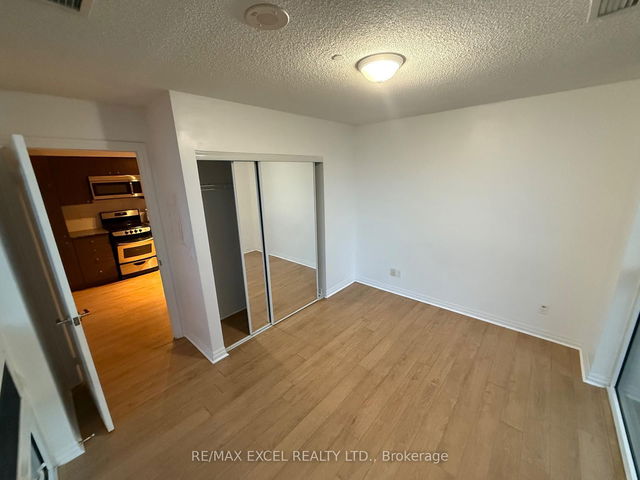 1104 - 275 Yorkland Road
