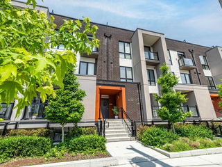 4 - 12 Marquette Avenue
