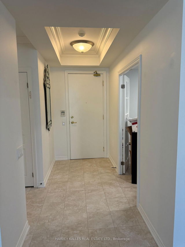 203 - 1 Glen Park Avenue