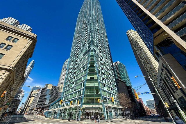 3312 - 8 The Esplanade