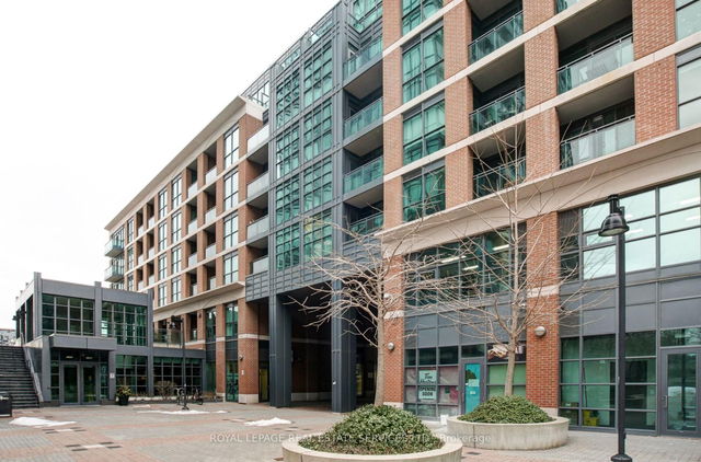 418 - 1169 Queen Street W