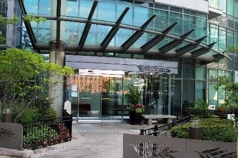 205 - 373 Front Street W