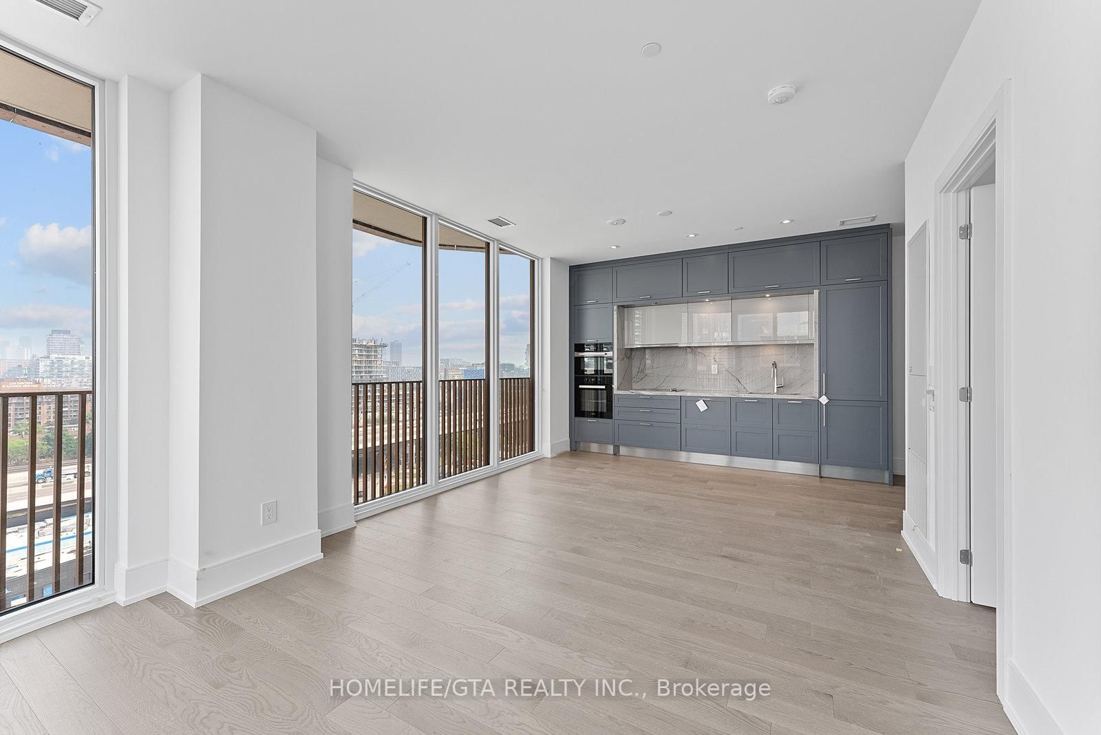 155 Merchants' Wharf, Unit 1128 - Photo 10