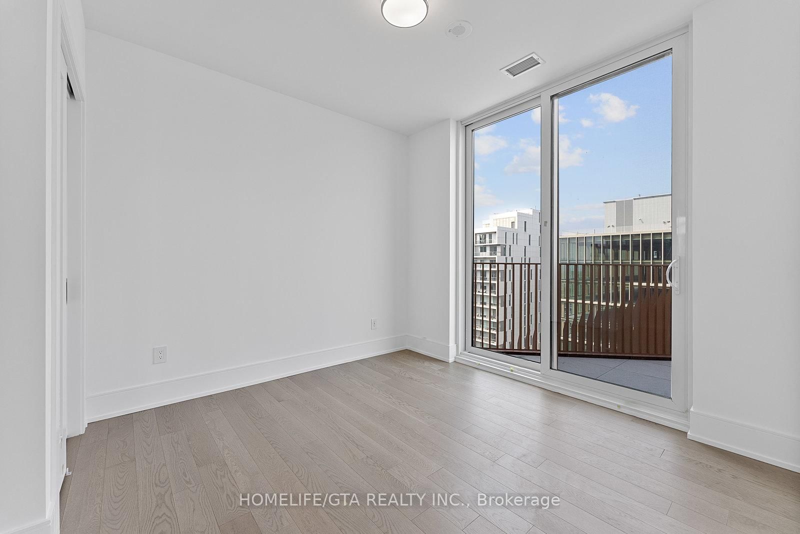 155 Merchants' Wharf, Unit 1128 - Photo 13