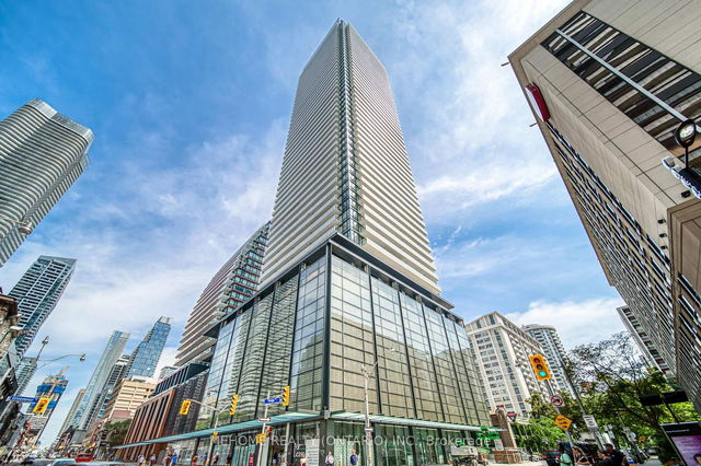 2902 - 501 Yonge Street