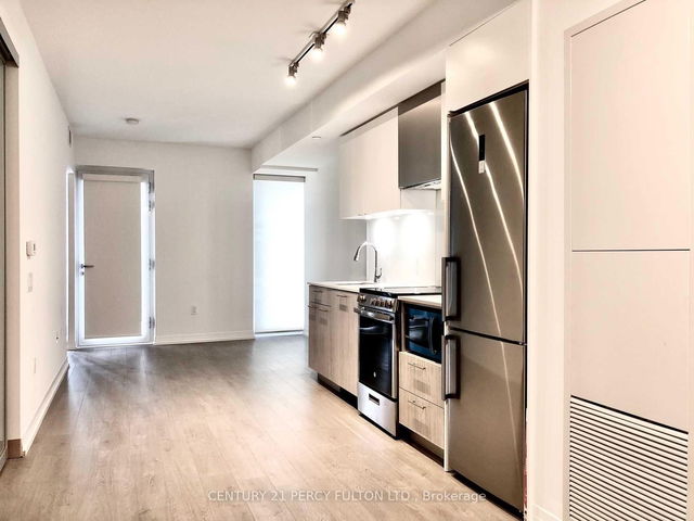 839 - 251 Jarvis Street