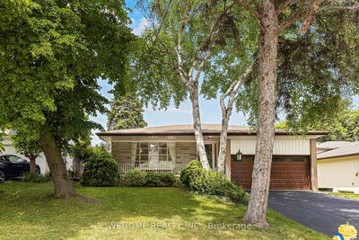 44 Colonnade Rd, Toronto - Bayview Woods-Steeles image-0-1