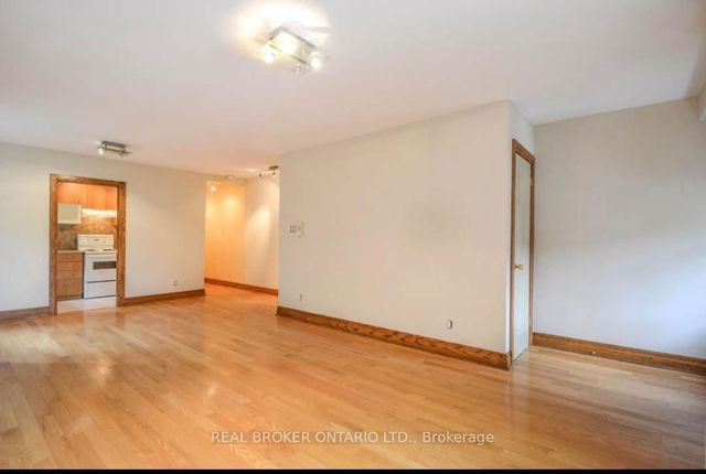 Upper - 128 Braemar Avenue