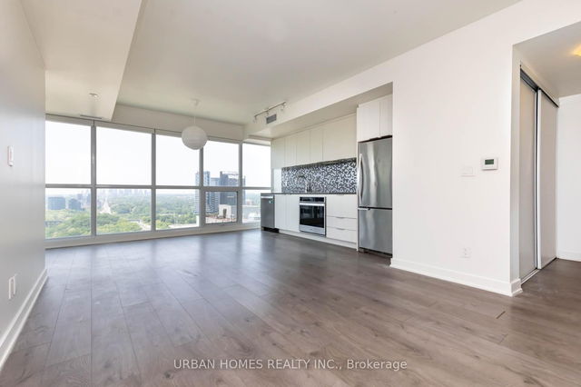 2711 - 2 Sonic Way N