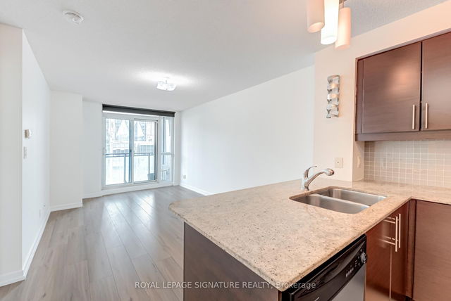 1404 - 18 Harbour Street