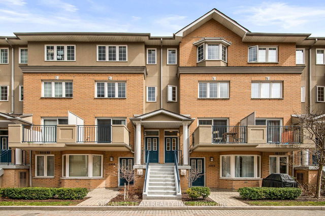 1306 - 28 Sommerset Way