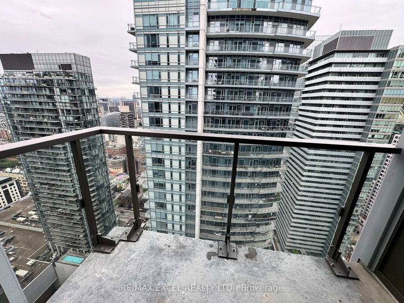 4305 - 8 Widmer St, Toronto, M5V 0W6 | Image 3