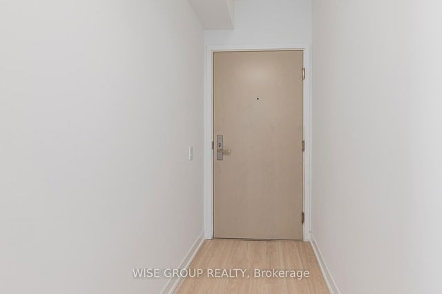 303 - 500 Wilson Avenue