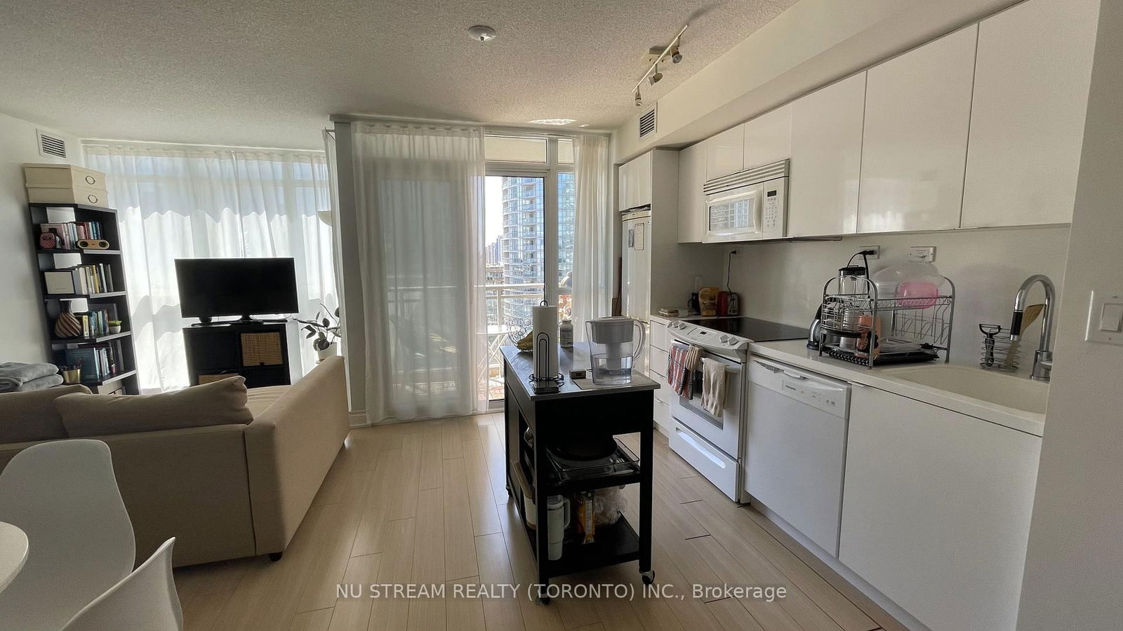 Condo for sale at 1201-10 Capreol Court, Toronto, Waterfront Communities C1, M5V 4B3 - MLS: C12233521
