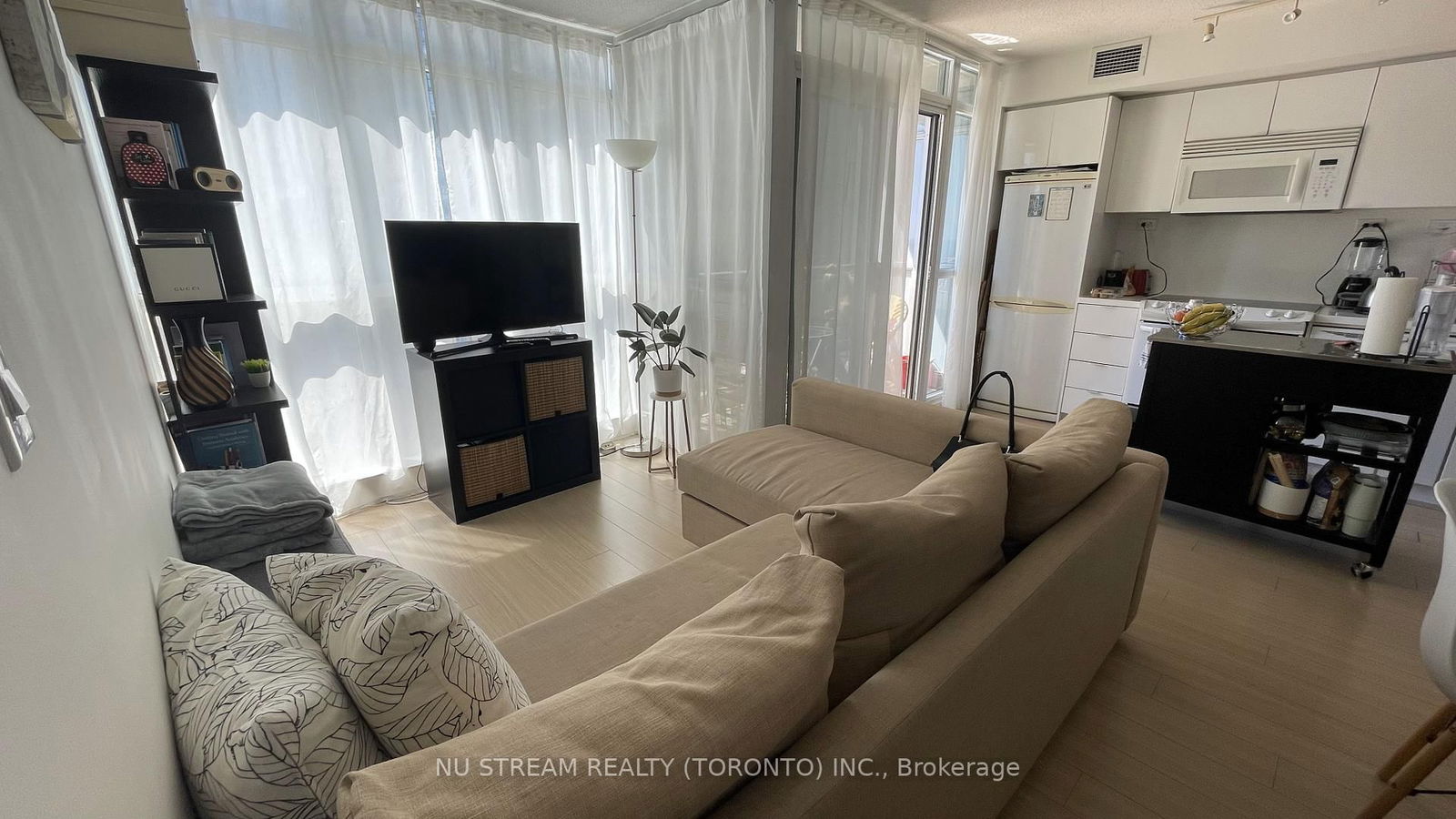 Condo for sale at 1201-10 Capreol Court, Toronto, Waterfront Communities C1, M5V 4B3 - MLS: C12233521