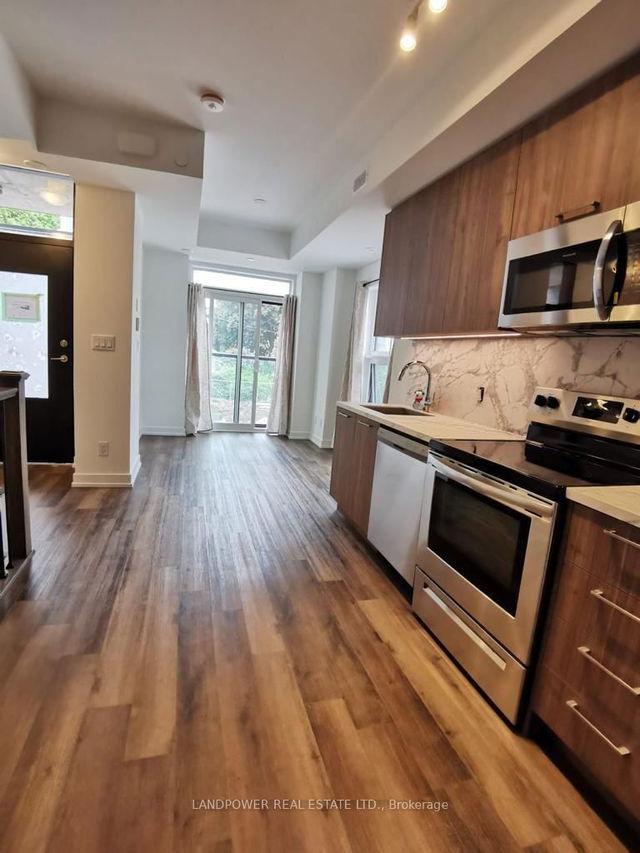 21 - 51 Winlock Park