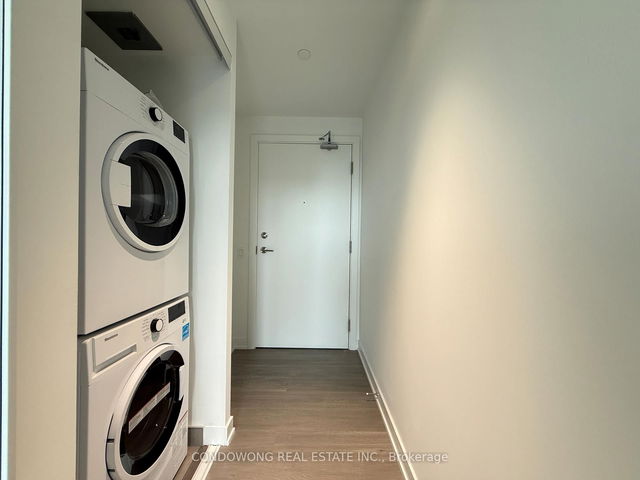 5103 - 8 Wellesley Street W