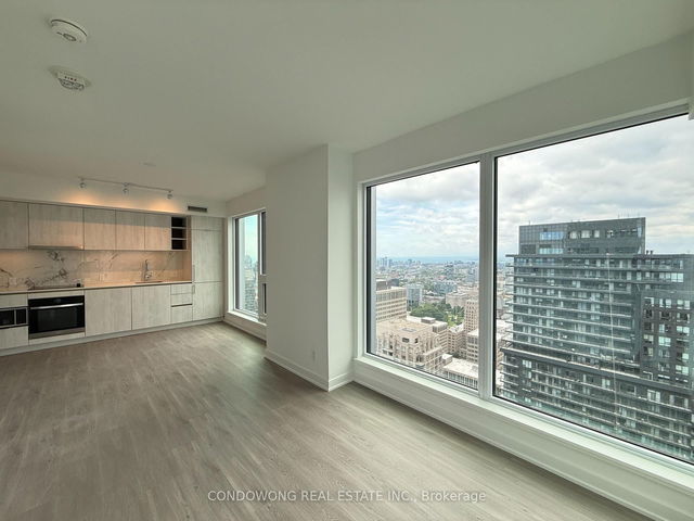 5003 - 8 Wellesley Street W