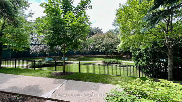 Th104 - 32 Kenaston Gardens