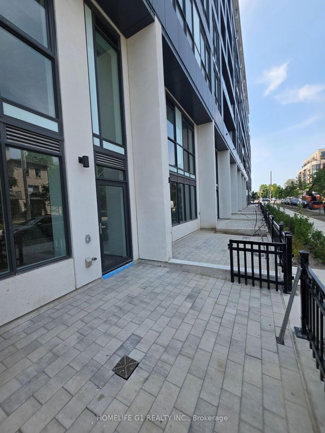 7 - 6 Greenbriar Road