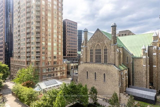 605 - 28 Ted Rogers Way