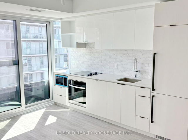 1206 Room - 252 Church Street