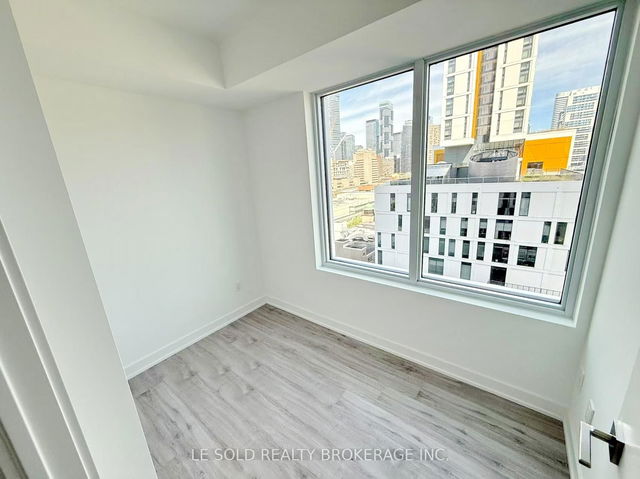 1206 Room - 252 Church Street