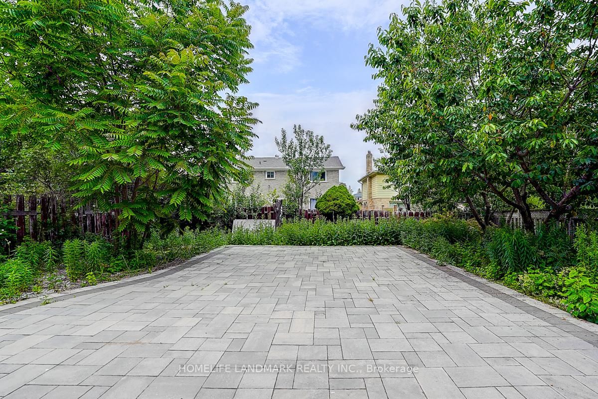 Detached House for sale at 89 Whitehorn Crescent, Toronto, Ontario, M2J 3B1 - Don Valley Village - MLS: C12234571