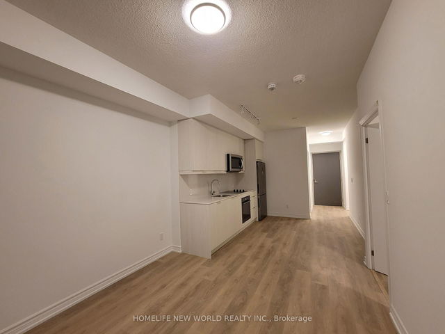 1306 - 32 Forest Manor Road