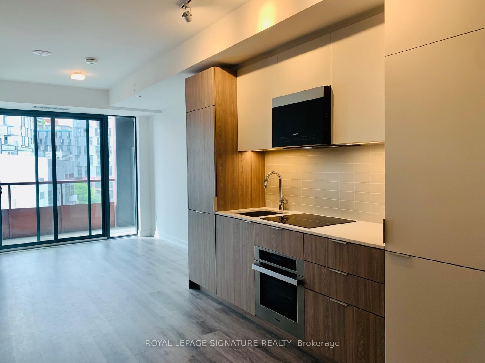 28 Eastern Avenue, Unit 422 - Photo 3