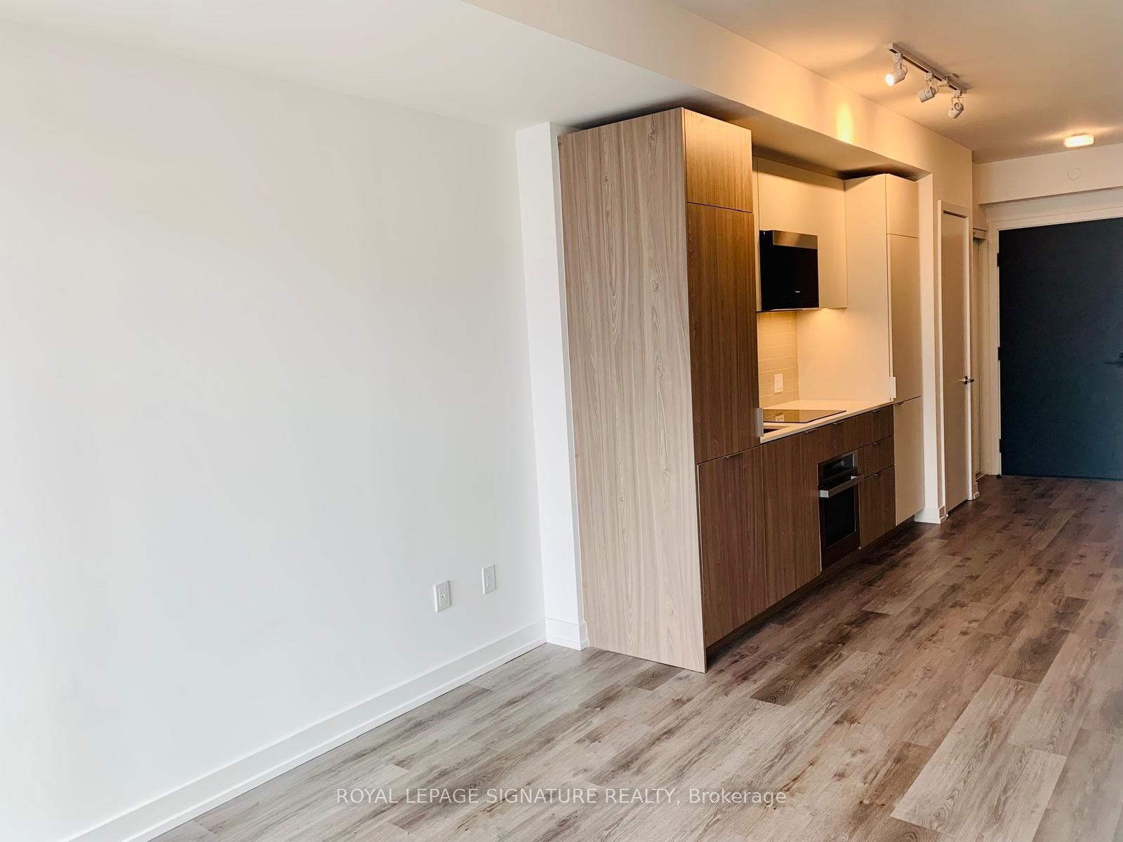 28 Eastern Avenue, Unit 422 - Photo 5