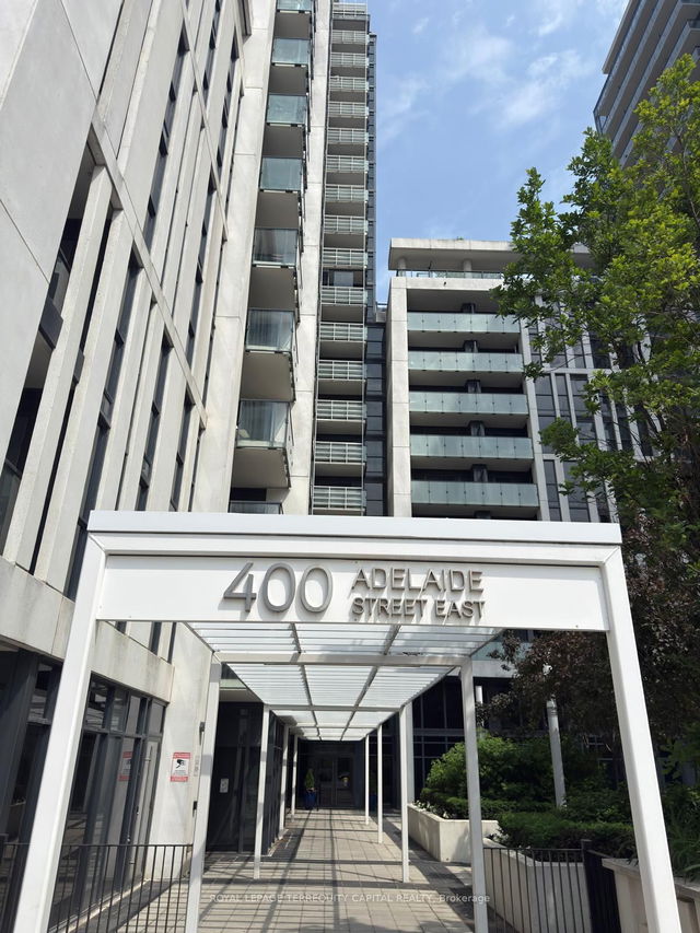 504 - 400 Adelaide Street