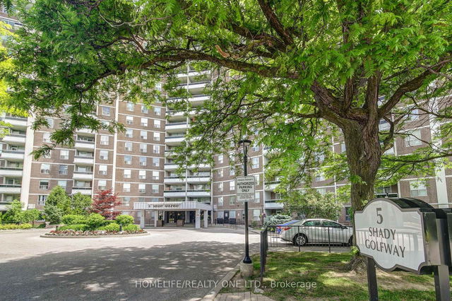 1011 - 5 Shady Golfway