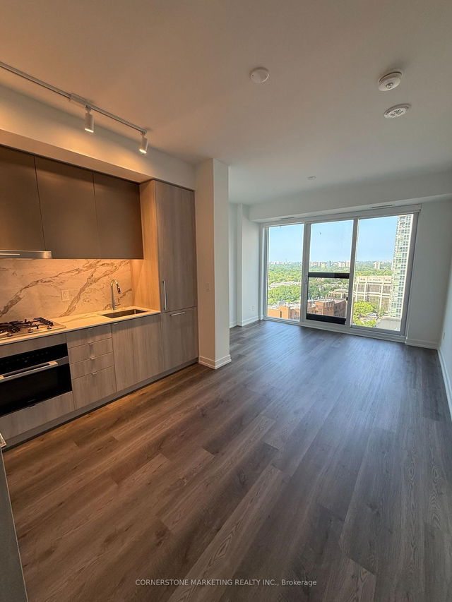 2707 - 771 Yonge Street