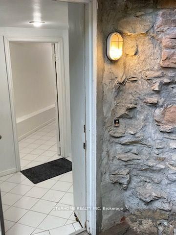 Bsmt - 17 Henry Street